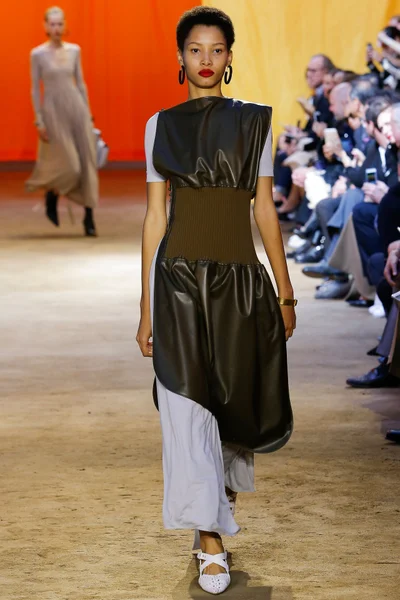 Look 36